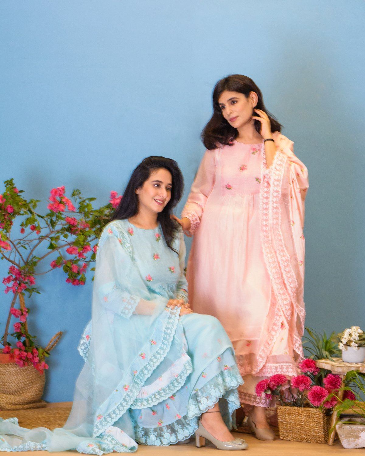 OUTBLOOM STYLE NO 4 Naaz By Noor