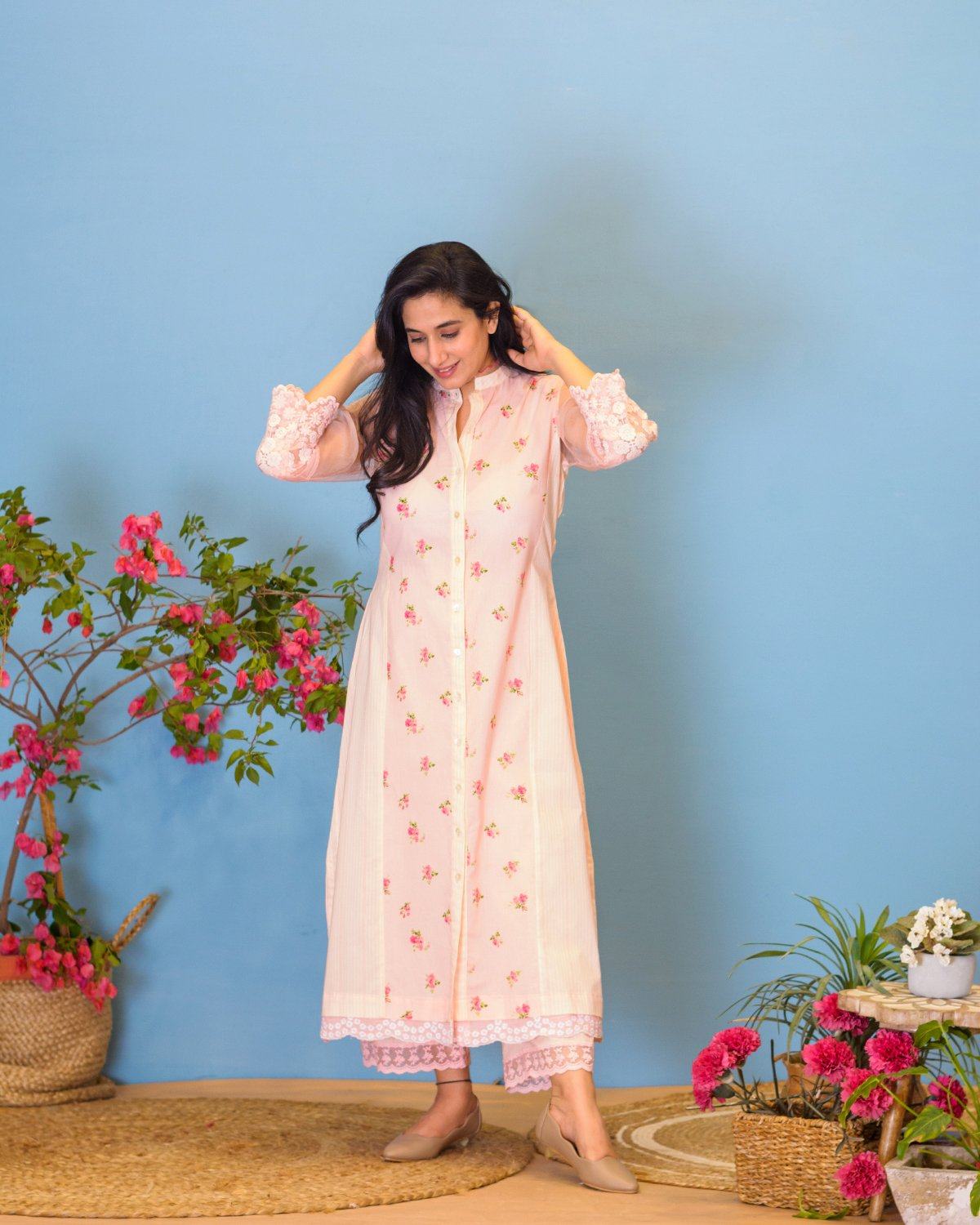 OUTBLOOM STYLE NO 9 Naaz By Noor