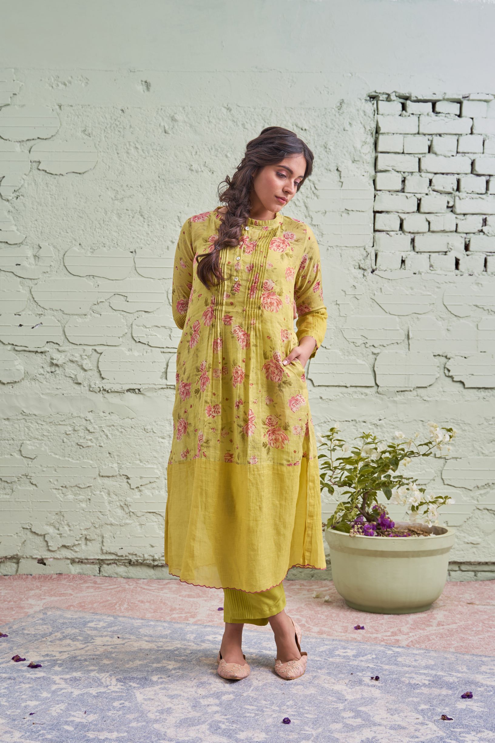 RAKHI tyohaar ki thali- nimbu si hari- set of 2 - kurta with pant Naaz By Noor