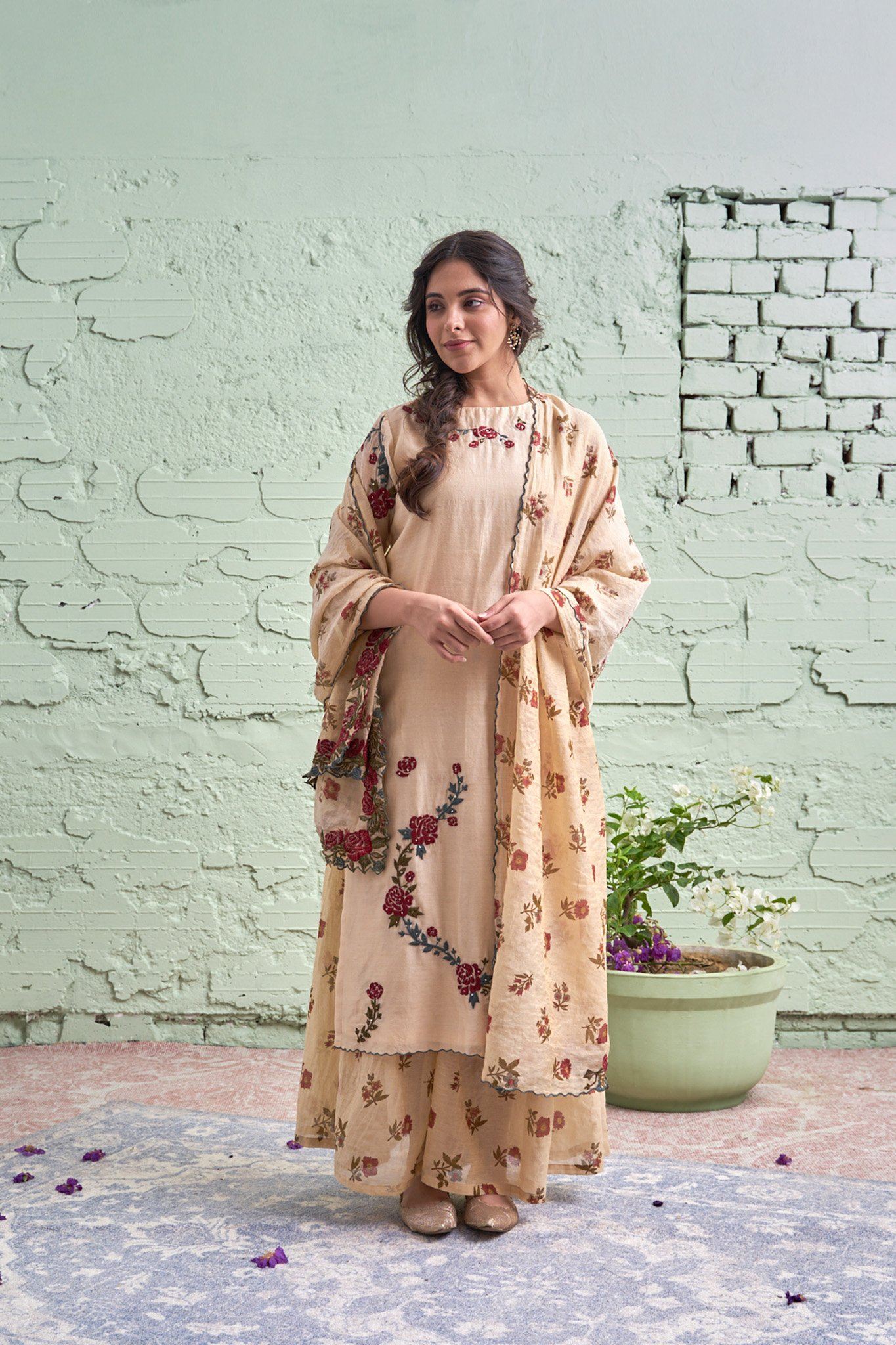 RAKHI-tyohaar ki thali- sunheri- set of 3- kurta, sharara & dupatta Naaz By Noor