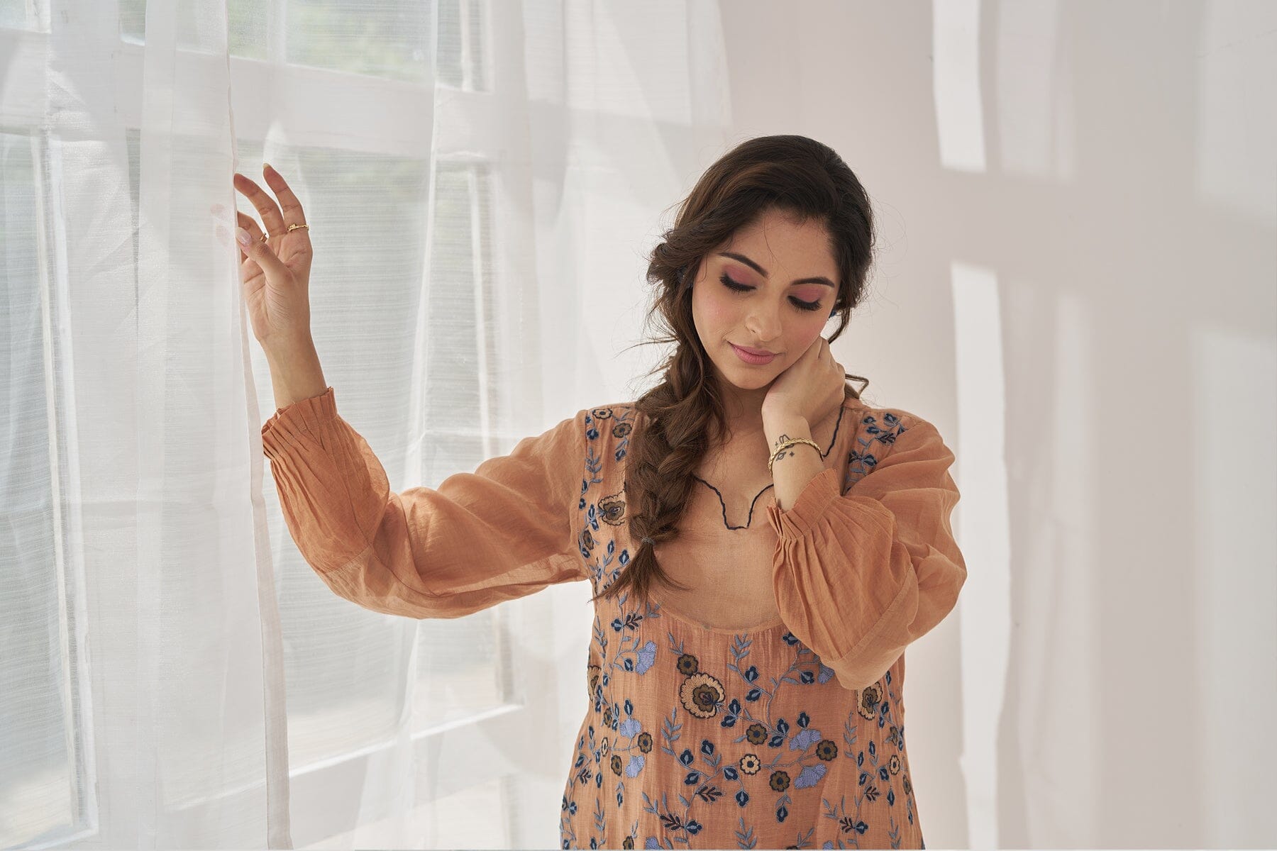 SAIRA BAANO-set of 3( kurta, pant & dupatta) Naaz By Noor