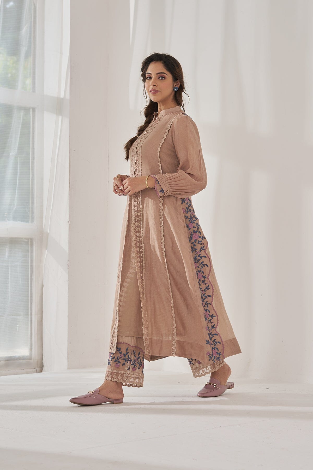 SHABANA BAANO- set of 3( kurta, pant & dupatta) Naaz By Noor