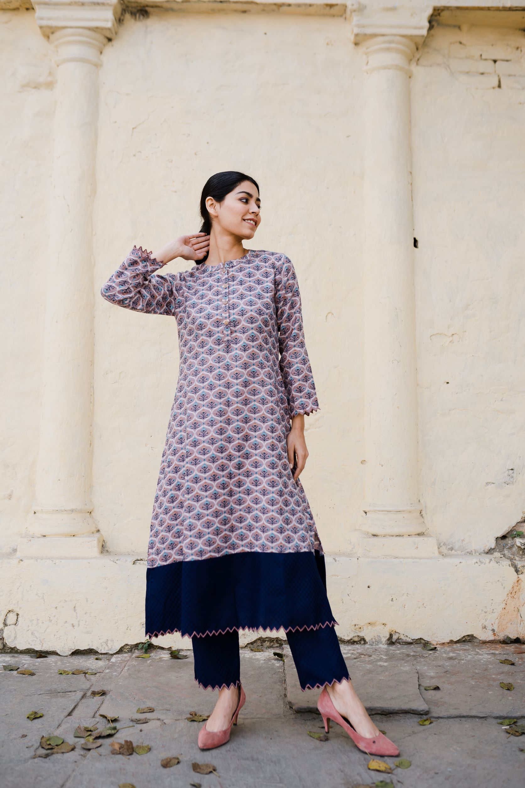 SUBAH DOUBLE COLOUR TUNIC- SET OF 2 Naaz By Noor