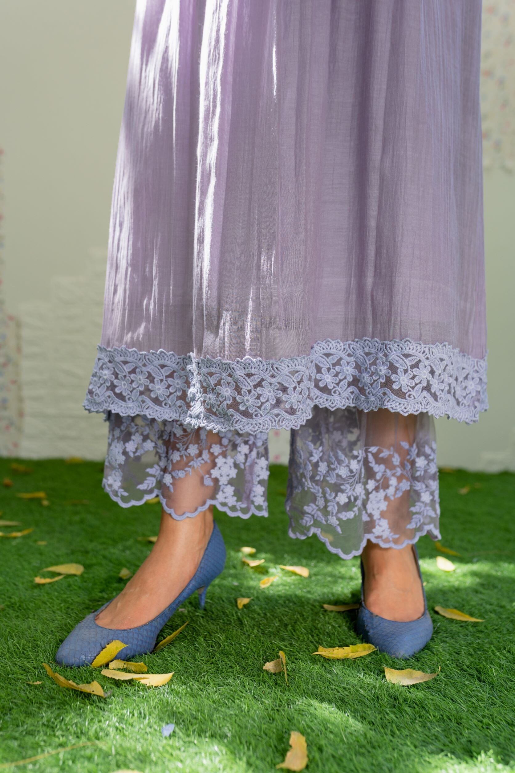 UNDER THE NEEM- soft lilac( set of 2 ) Naaz By Noor