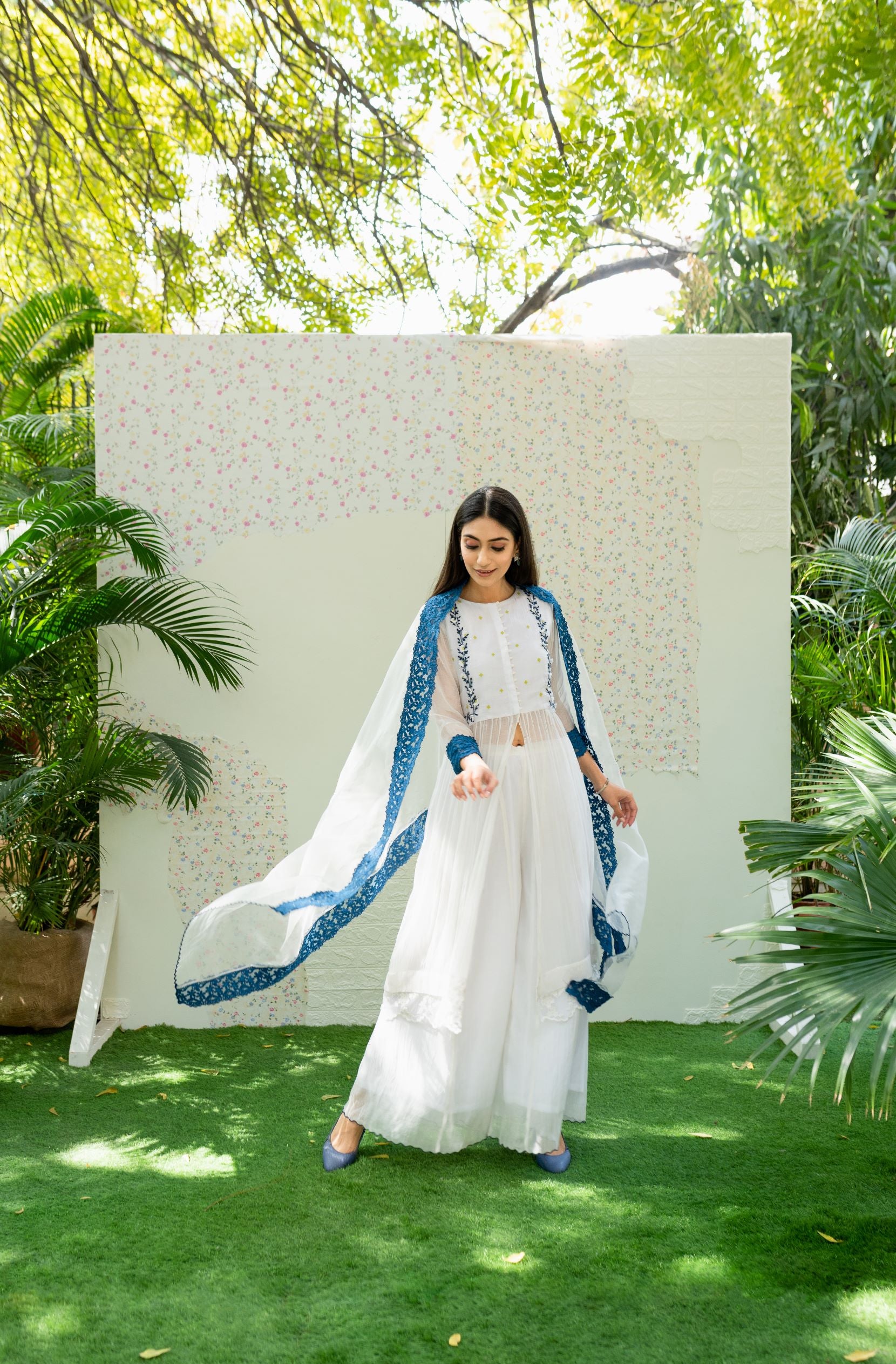 UNDER THE NEEM- white ( set of 3) Naaz By Noor