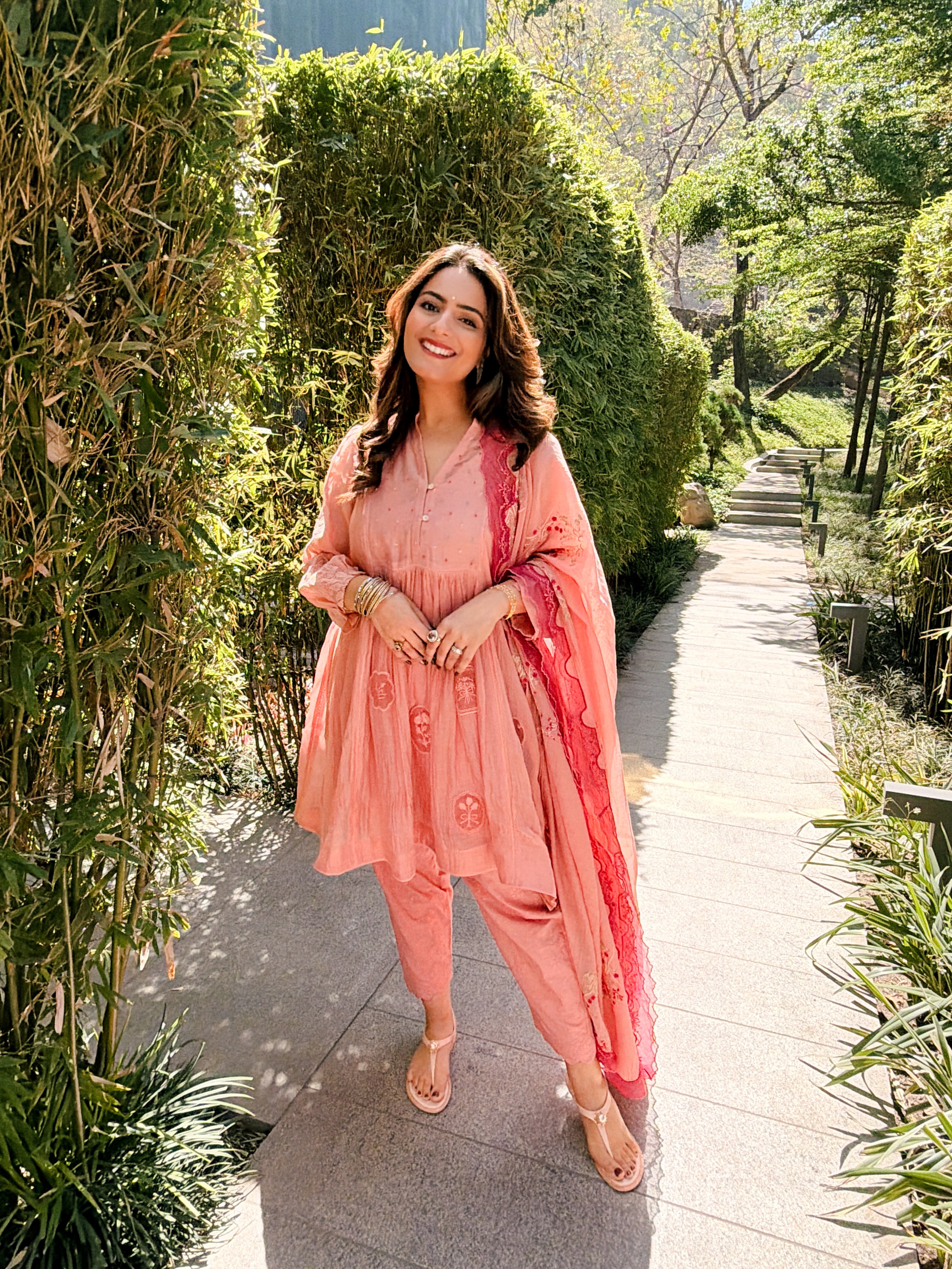 VINTAGE PINK- SET OF 3( KURTA, PANT & DUPATTA)