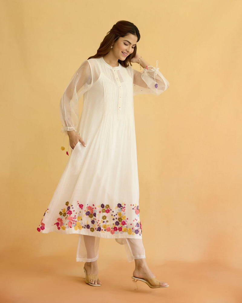 BEAUTIFUL FLOWER CHILD- SET OF 3( KURTA,PANT& DUPATTA) Naaz By Noor 