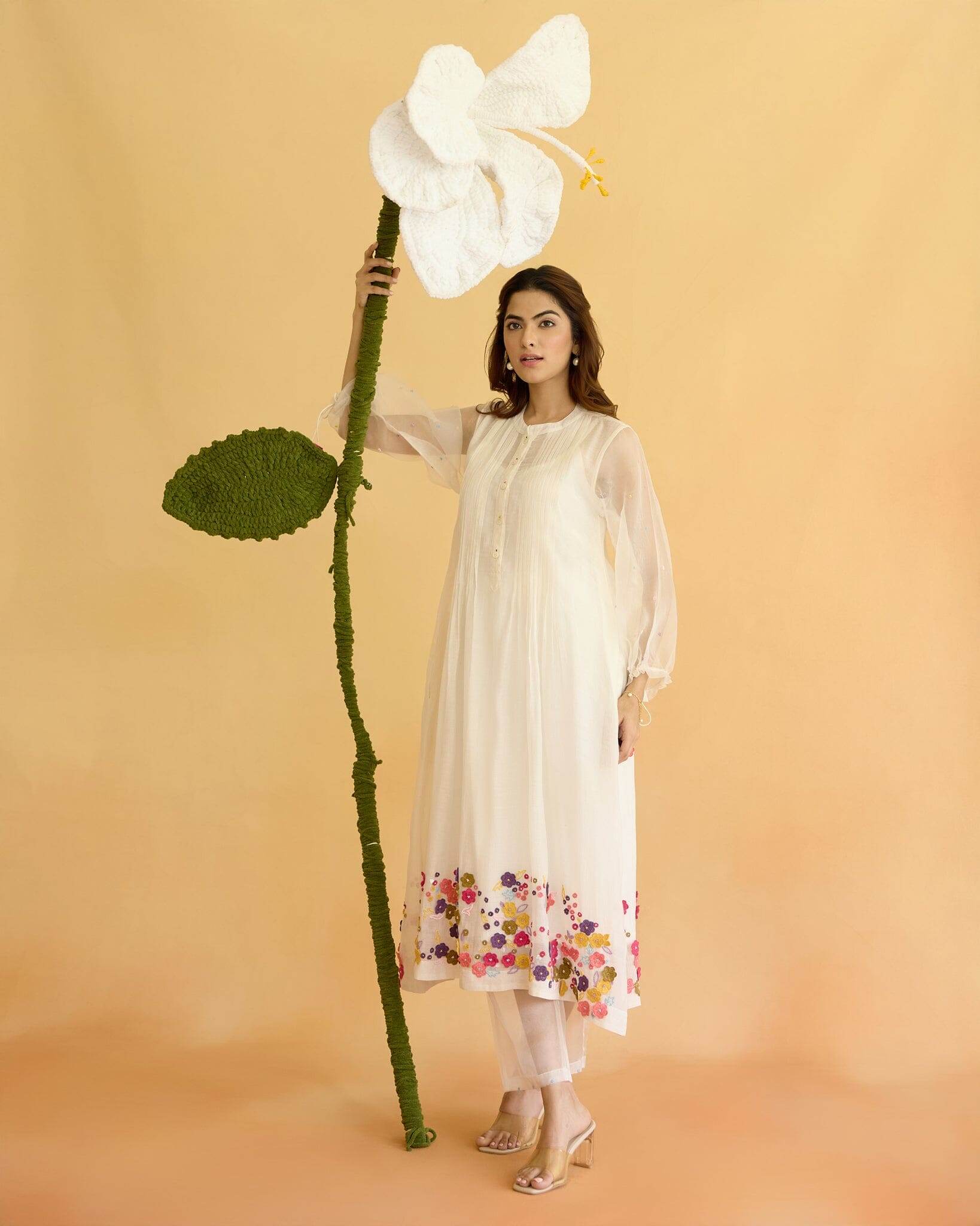 BEAUTIFUL FLOWER CHILD- SET OF 3( KURTA,PANT& DUPATTA) - Naaz By Noor