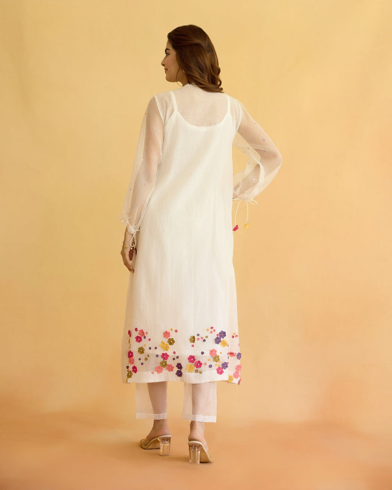 BEAUTIFUL FLOWER CHILD- SET OF 3( KURTA,PANT& DUPATTA) Naaz By Noor 