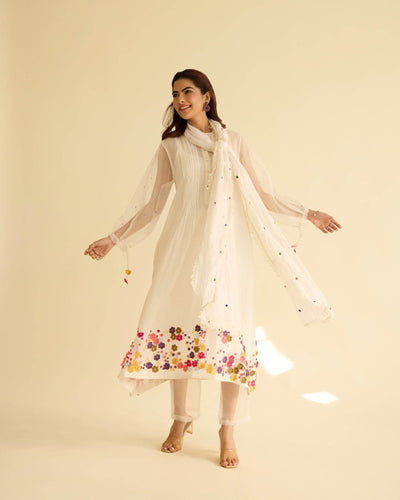 BEAUTIFUL FLOWER CHILD- SET OF 3( KURTA,PANT& DUPATTA) - Naaz By Noor