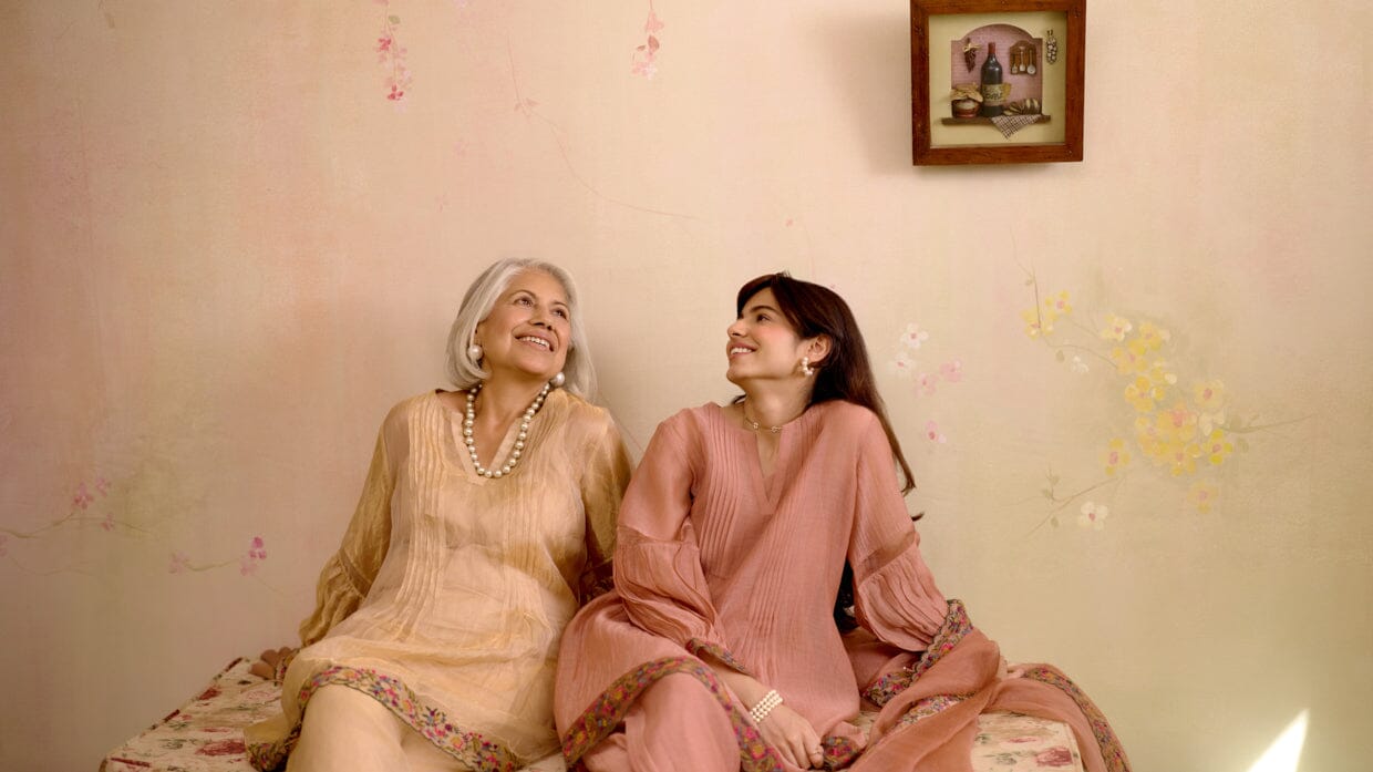 DUSTY PINK FINE CHANDERI- SET OF 3( KURTA, PANT & DUPATTA) Naaz By Noor 