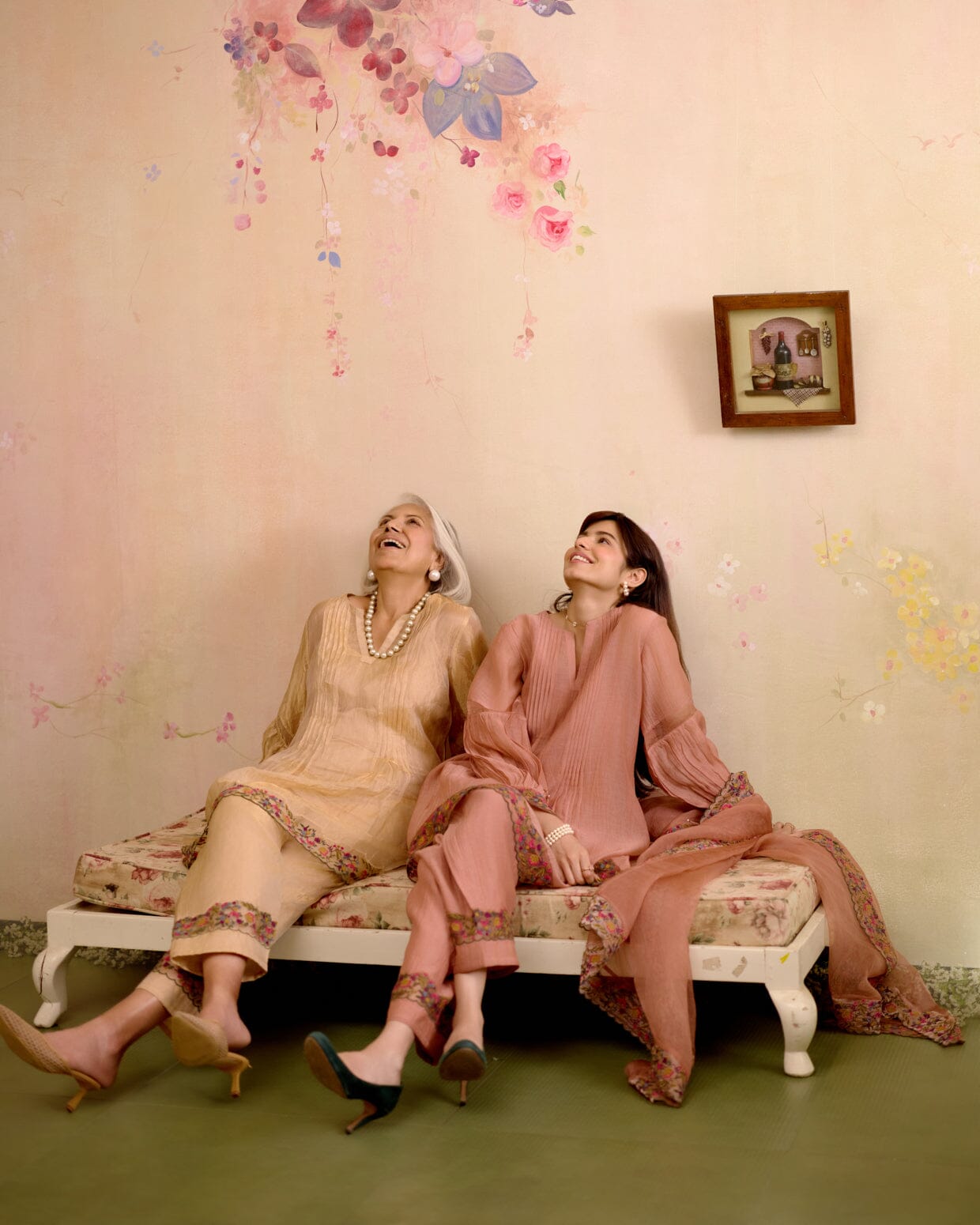 DUSTY PINK FINE CHANDERI- SET OF 3( KURTA, PANT & DUPATTA) Naaz By Noor 