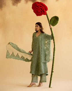 FEARLESS FLOWER CHILD-SET OF 3( KURTA,PANT& DUPATTA) Naaz By Noor 