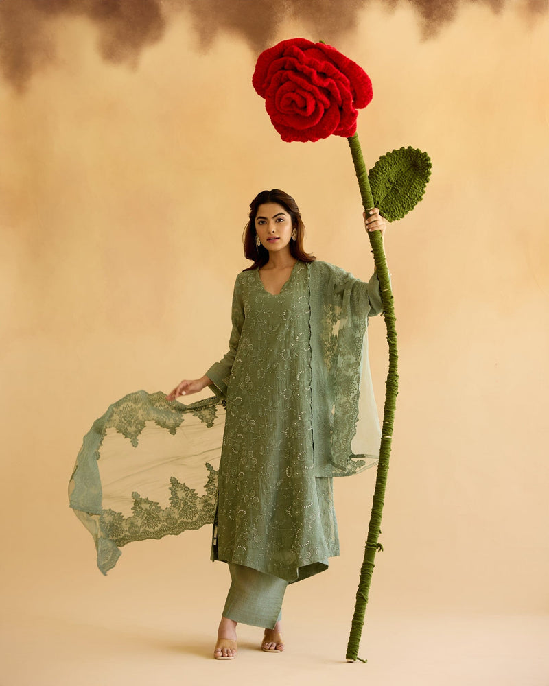 FEARLESS FLOWER CHILD-SET OF 3( KURTA,PANT& DUPATTA) Naaz By Noor 