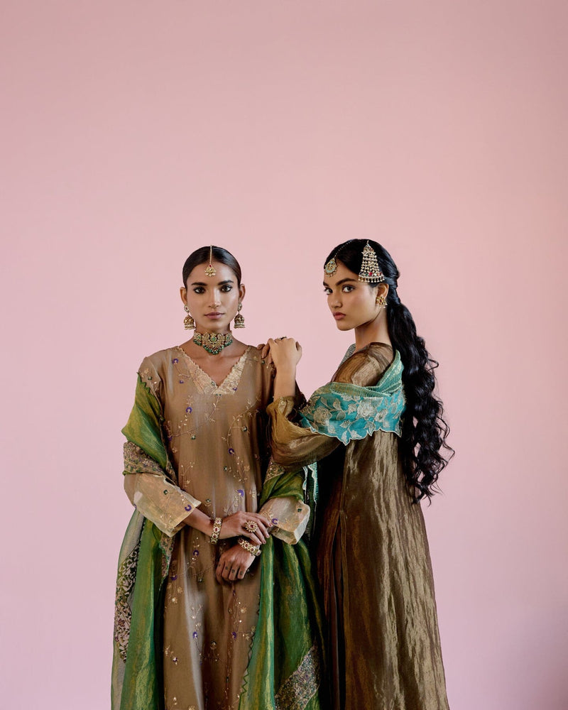 JOR BAAGH BADAMI- SET OF 3( kurta, pant & dupatta) Naaz By Noor 