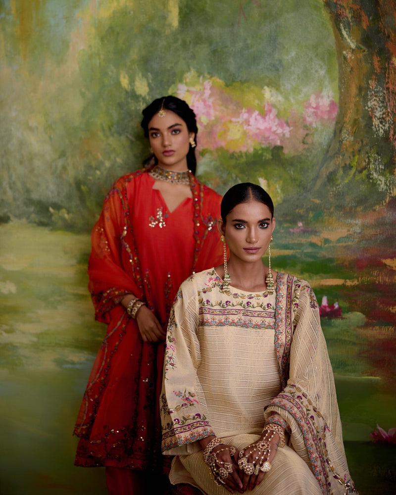 JOR BAAGH CREAM-SET OF 3 ( kurta,pant & dupatta) Naaz By Noor 