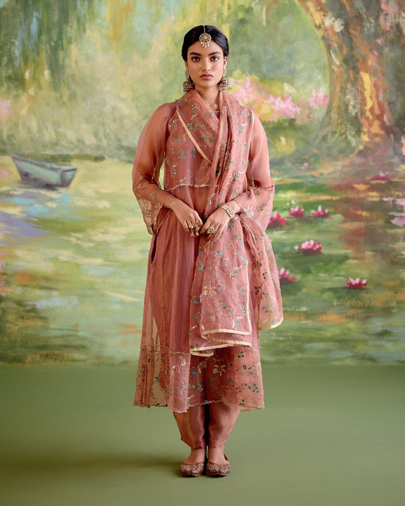 JOR BAAGH DUSKY PINK- SET OF 3 ( kurta, pant & dupatta) Naaz By Noor 