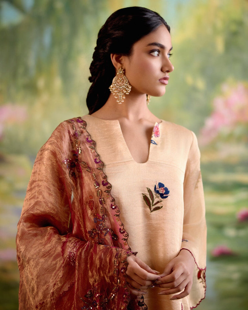 JOR BAAGH GOLD-SET OF 3(kurta,pant & dupatta) Naaz By Noor 