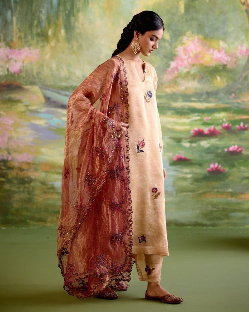 JOR BAAGH GOLD-SET OF 3(kurta,pant & dupatta) Naaz By Noor 