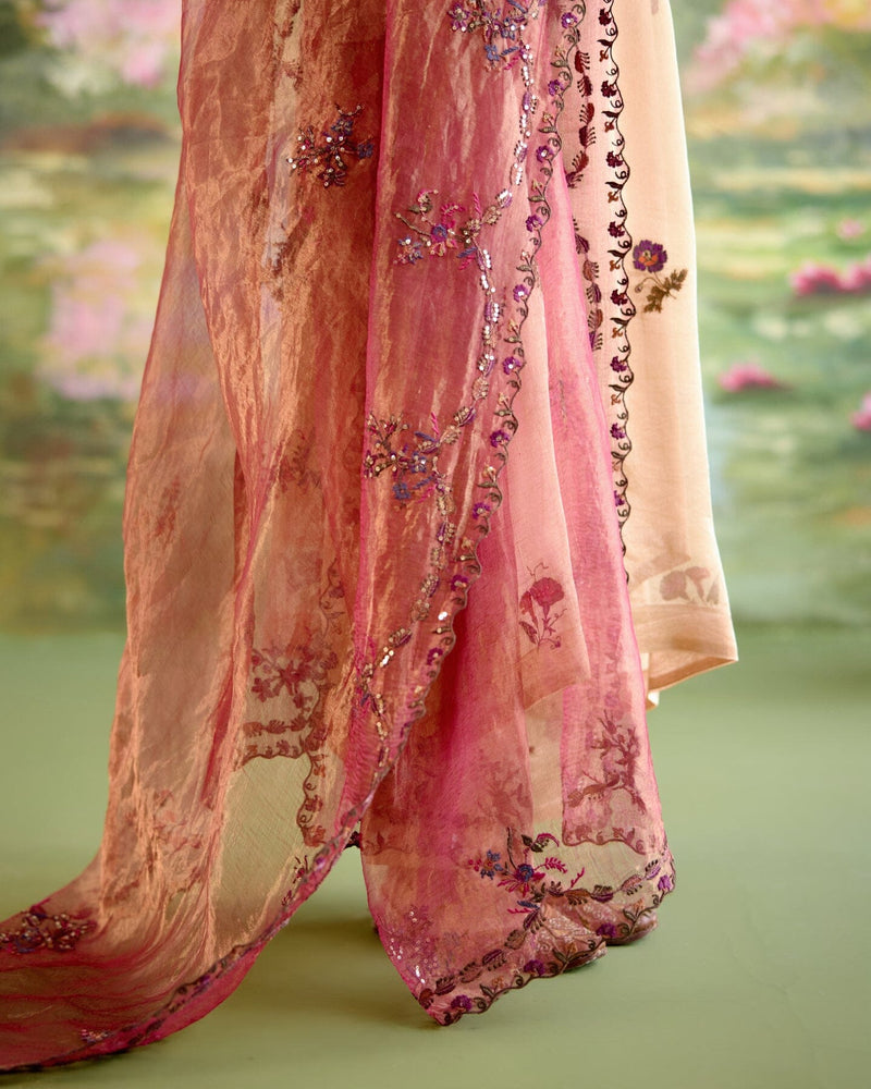 JOR BAAGH GOLD-SET OF 3(kurta,pant & dupatta) Naaz By Noor 