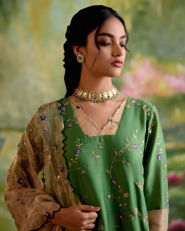 JOR BAAGH GREEN -SET OF 3( kurta, pant & dupatta) Naaz By Noor 