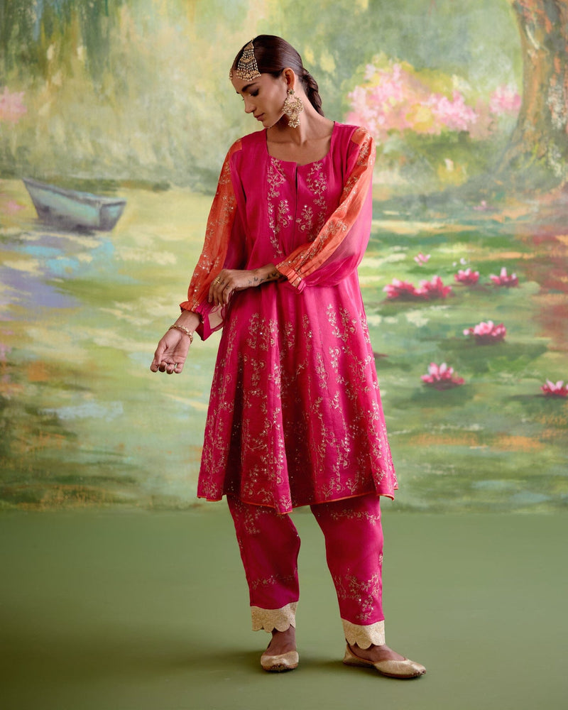 JOR BAAGH RANI PINK- SET OF 3( kurta, pant & dupatta) Naaz By Noor 