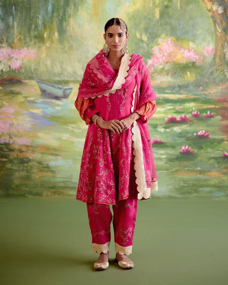 JOR BAAGH RANI PINK- SET OF 3( kurta, pant & dupatta) Naaz By Noor 