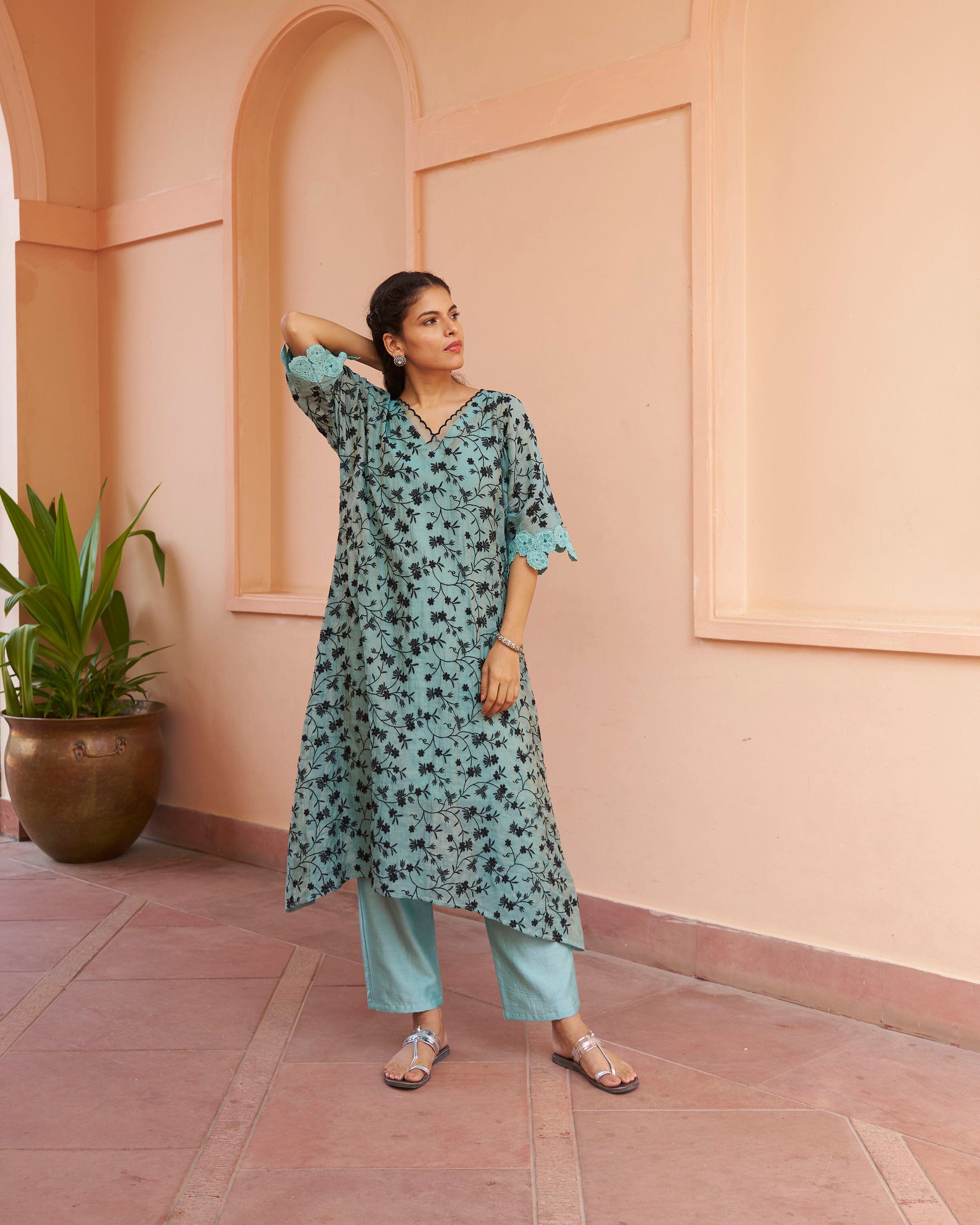 kikli kaftan blue-set of 2( kurta & pant) Naaz By Noor 