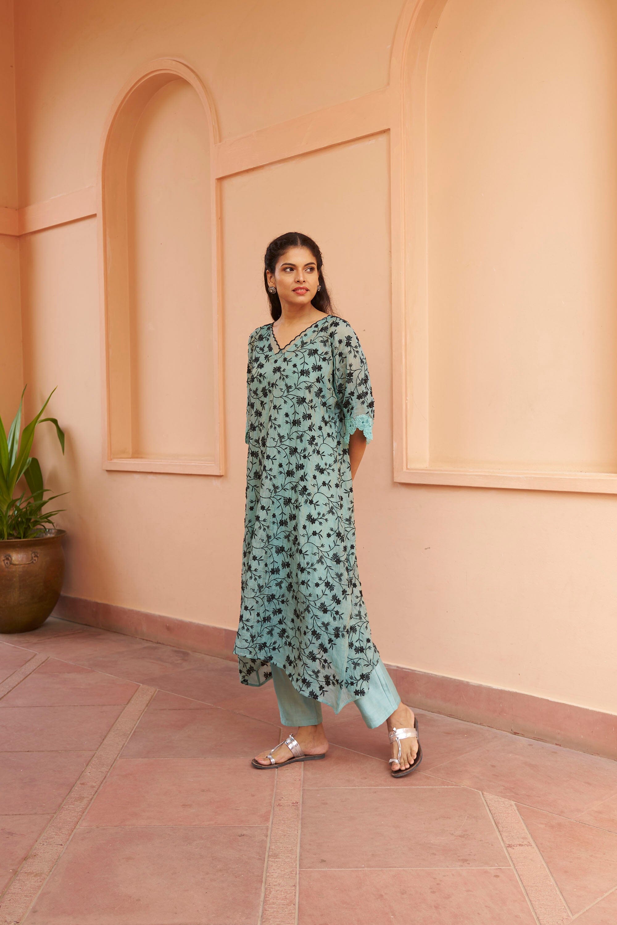 kikli kaftan blue-set of 2( kurta & pant) Naaz By Noor 