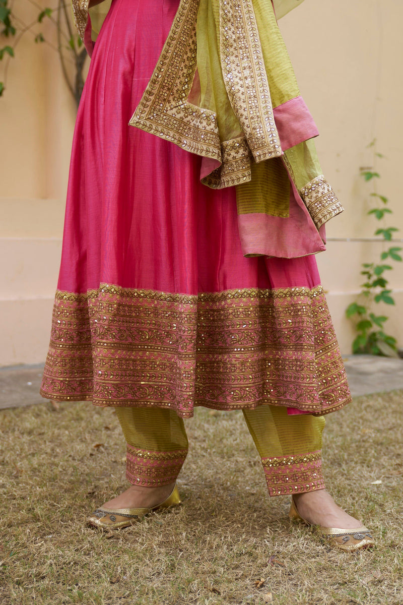 kikli pink-set of 3 (kurta, pant & dupatta) Naaz By Noor 