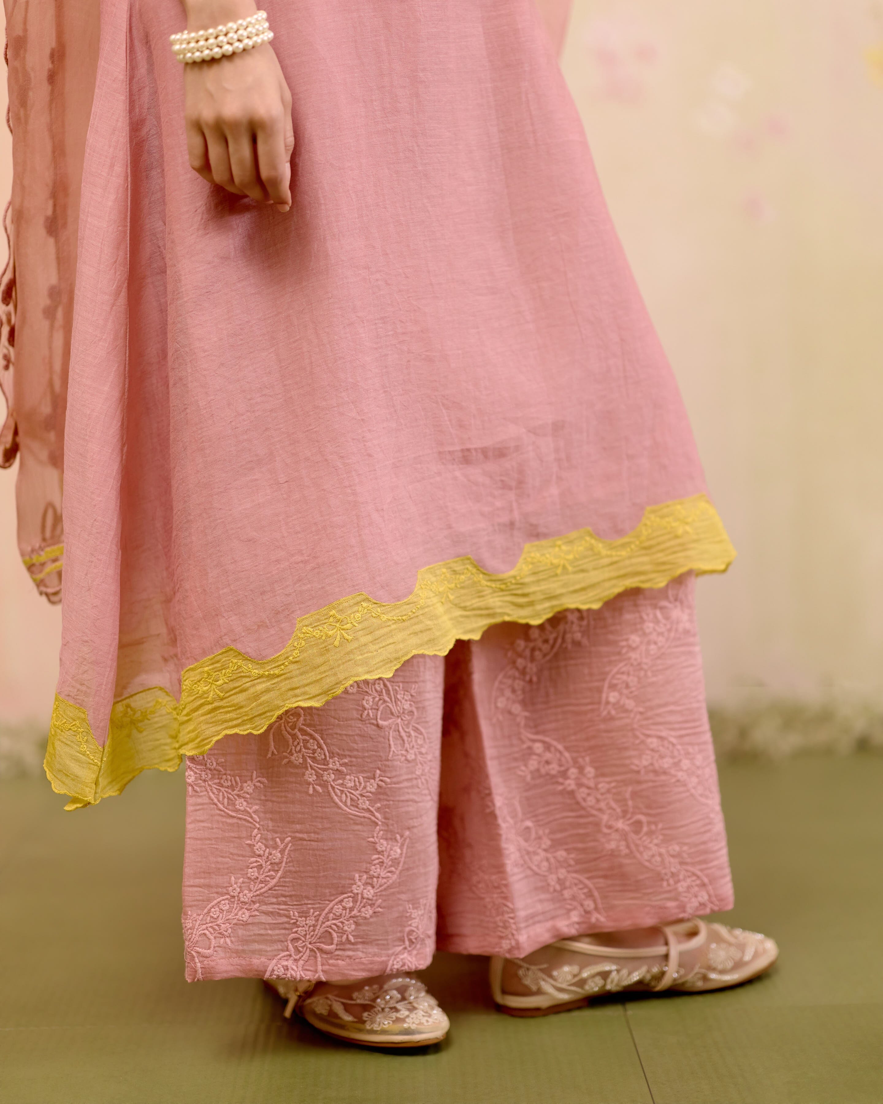 PALE PINK- SET OF 3( KURTA , PANT & DUPATTA) Naaz By Noor 