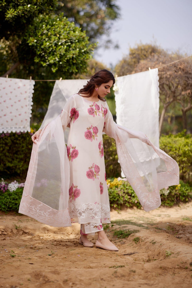 PINK ROSE fields- set of 3 ( kurta, pant & dupatta) Naaz By Noor 