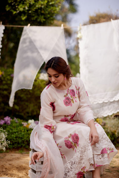 PINK ROSE fields- set of 3 ( kurta, pant & dupatta) Naaz By Noor 