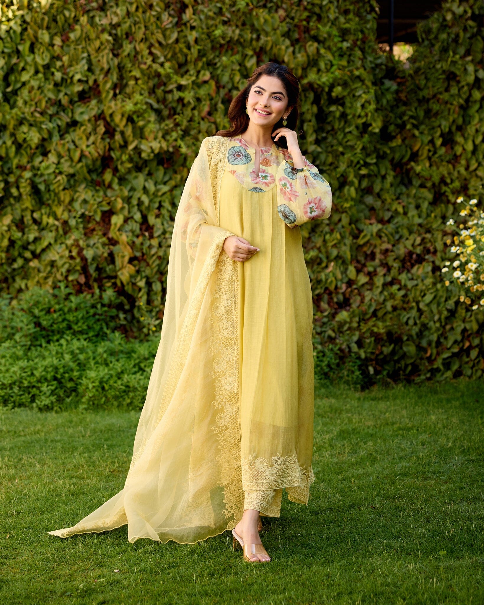 ROAMING FLOWER CHILD- SET OF 3( KURTA,PANT & DUPATTA) Naaz By Noor 