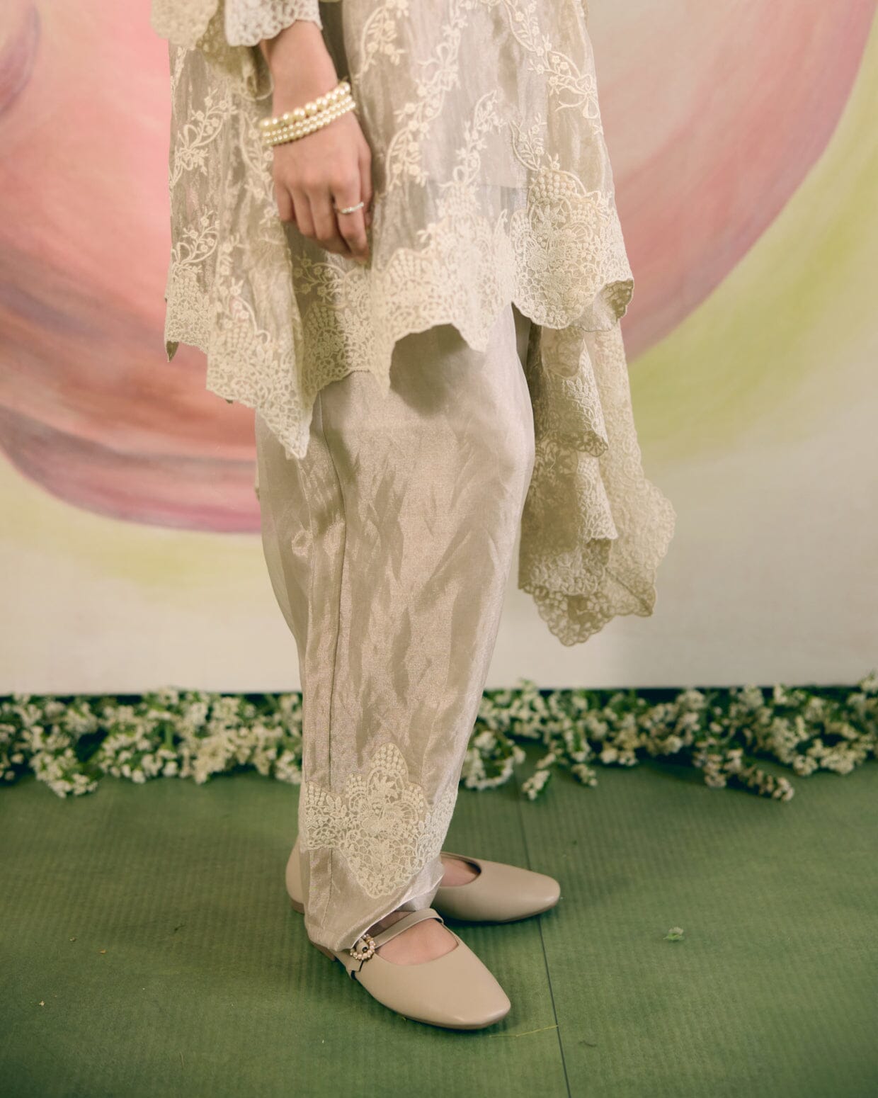 SILVER GREY TISSUE- SET OF 3( KURTA, PANT & DUPATTA) Naaz By Noor 