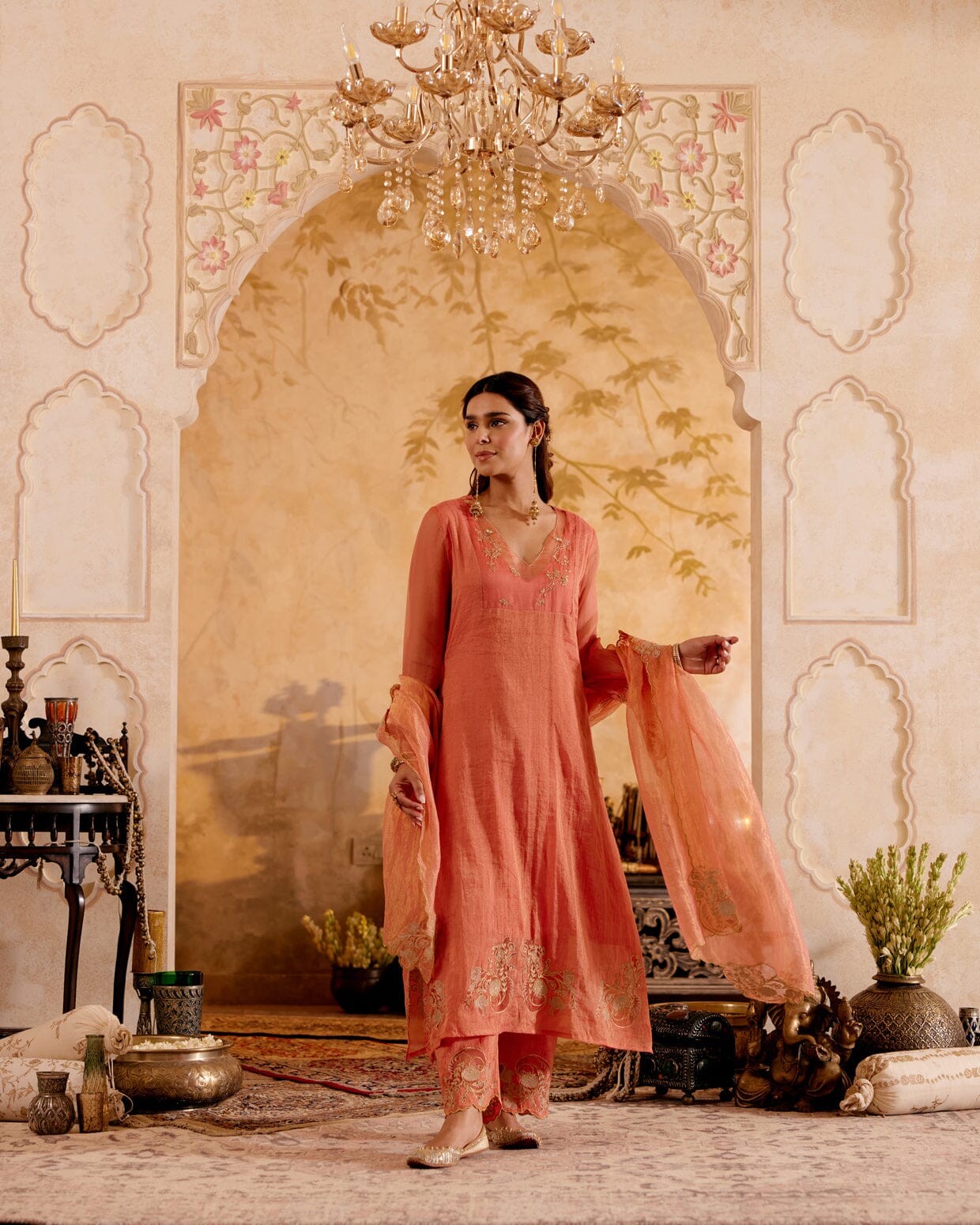 SURMAYI raag Panchali-set of 3( kurta, pant & dupatta) Naaz By Noor 