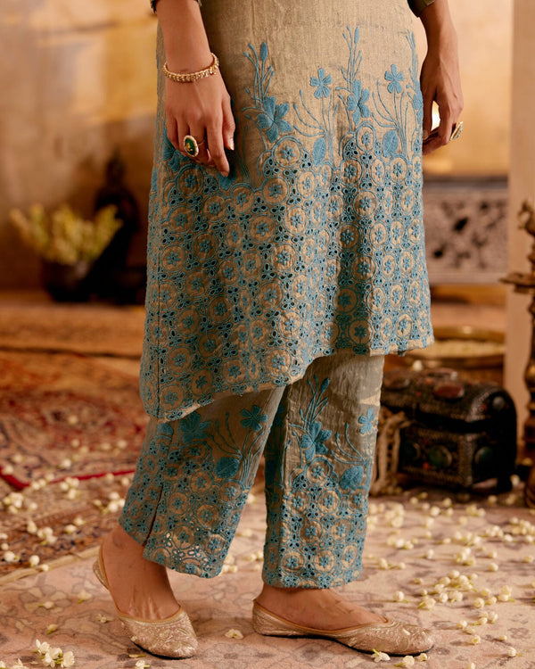 SURMAYI raag Sadari- set of 2( kurta & pant) Naaz By Noor 