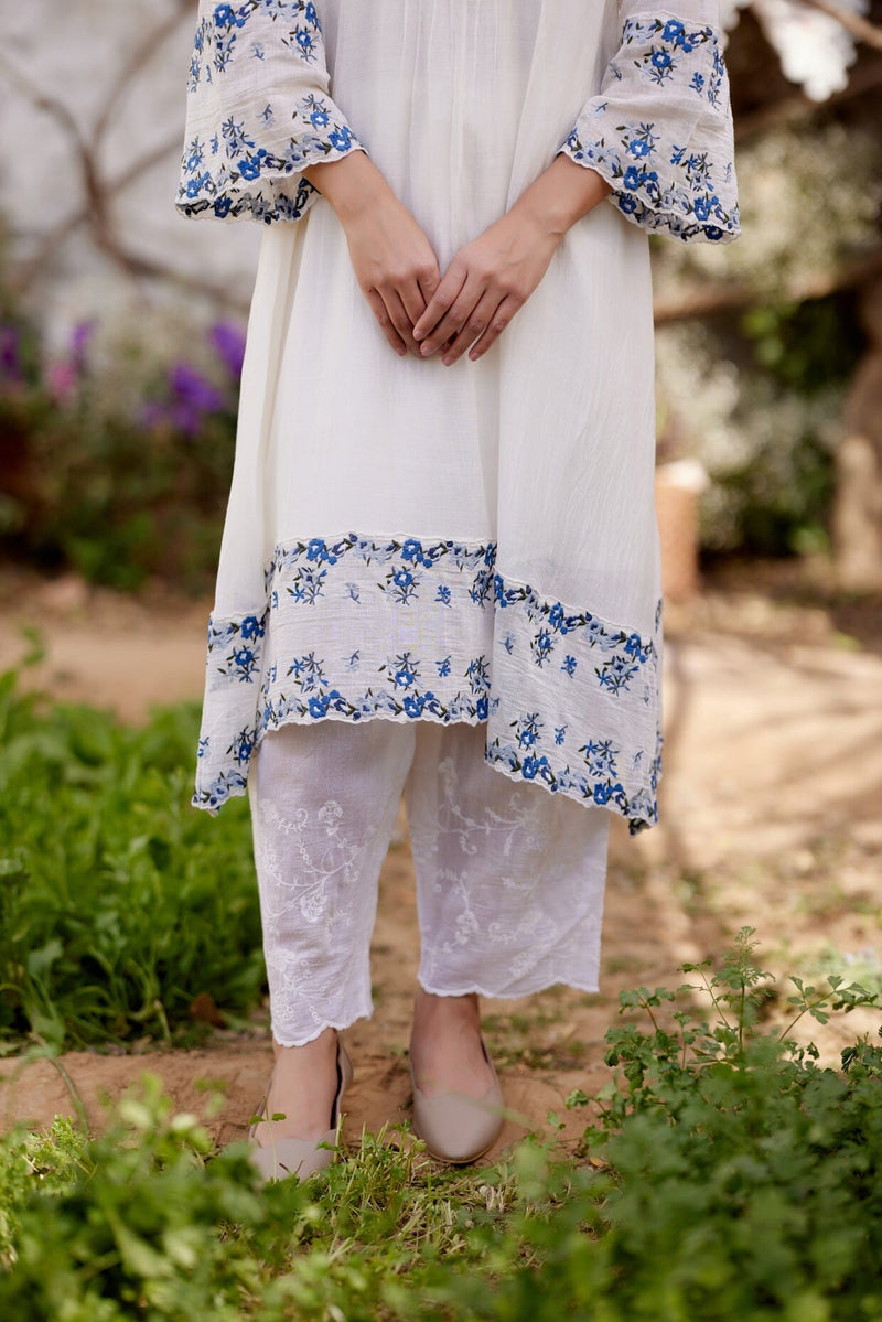 WHITE DAISY fields-set of 3 (A- line kurta, pant & dupatta) Naaz By Noor 