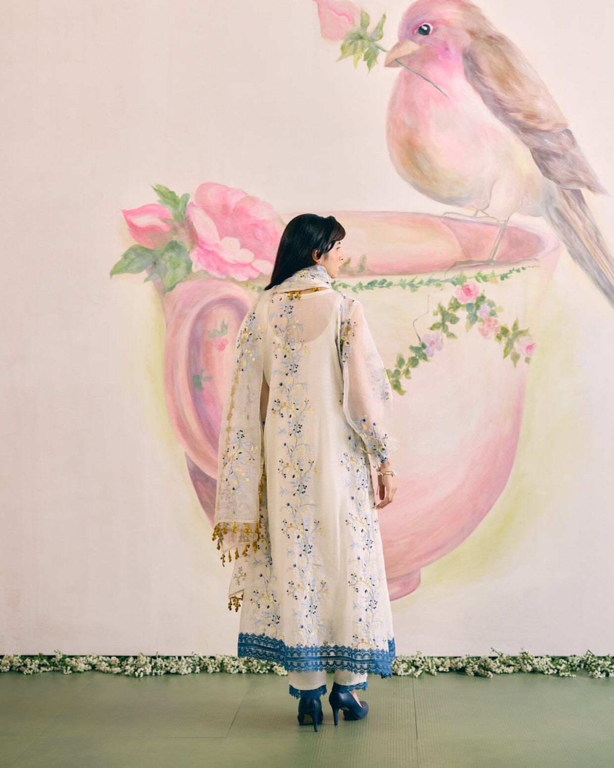 WHITE - SET OF 3 ( KURTA, PANT & DUPATTA) Naaz By Noor 