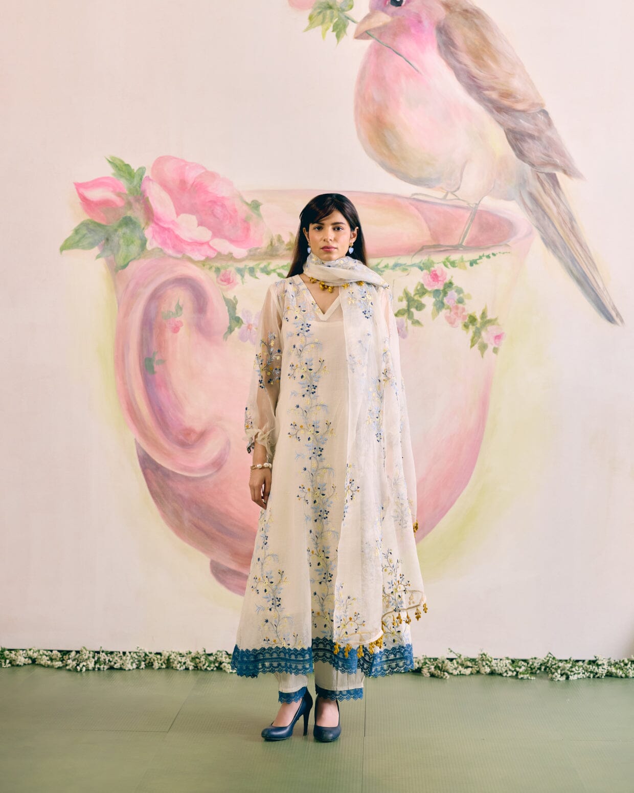 WHITE - SET OF 3 ( KURTA, PANT & DUPATTA) Naaz By Noor 