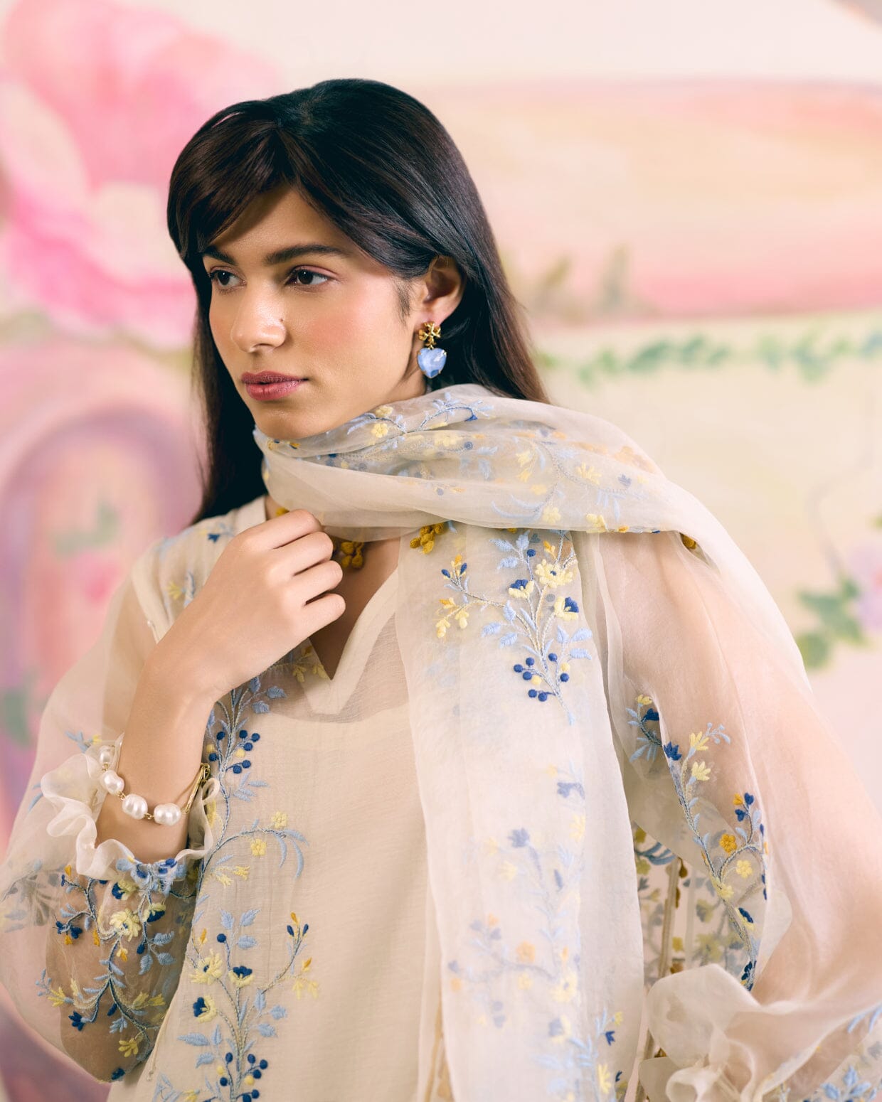 WHITE - SET OF 3 ( KURTA, PANT & DUPATTA) Naaz By Noor 
