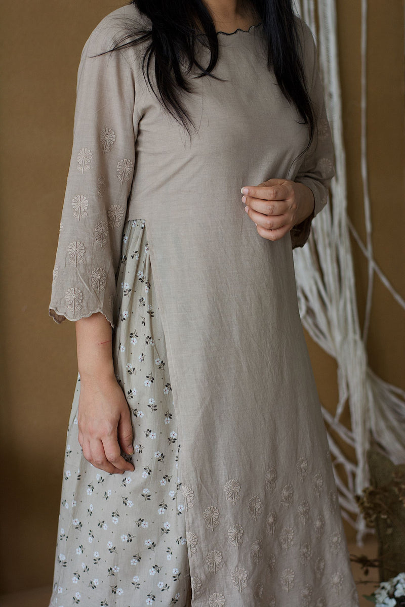 CAPPUCINNO ROSE SCHIFFLI KURTA WITH HAREM PANTS AND PRINTED DUPATTA - Naaz By Noor