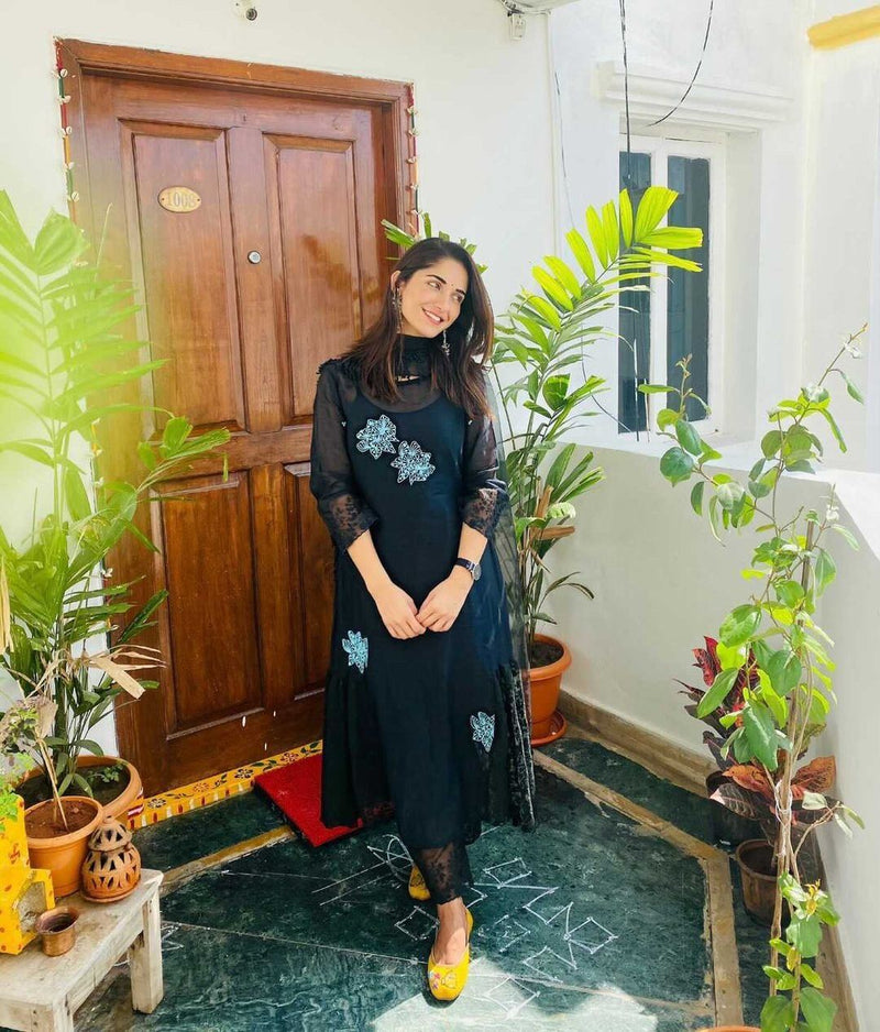 CLASSIC BLACK ENSEMBLE-SET OF 3 Naaz By Noor 