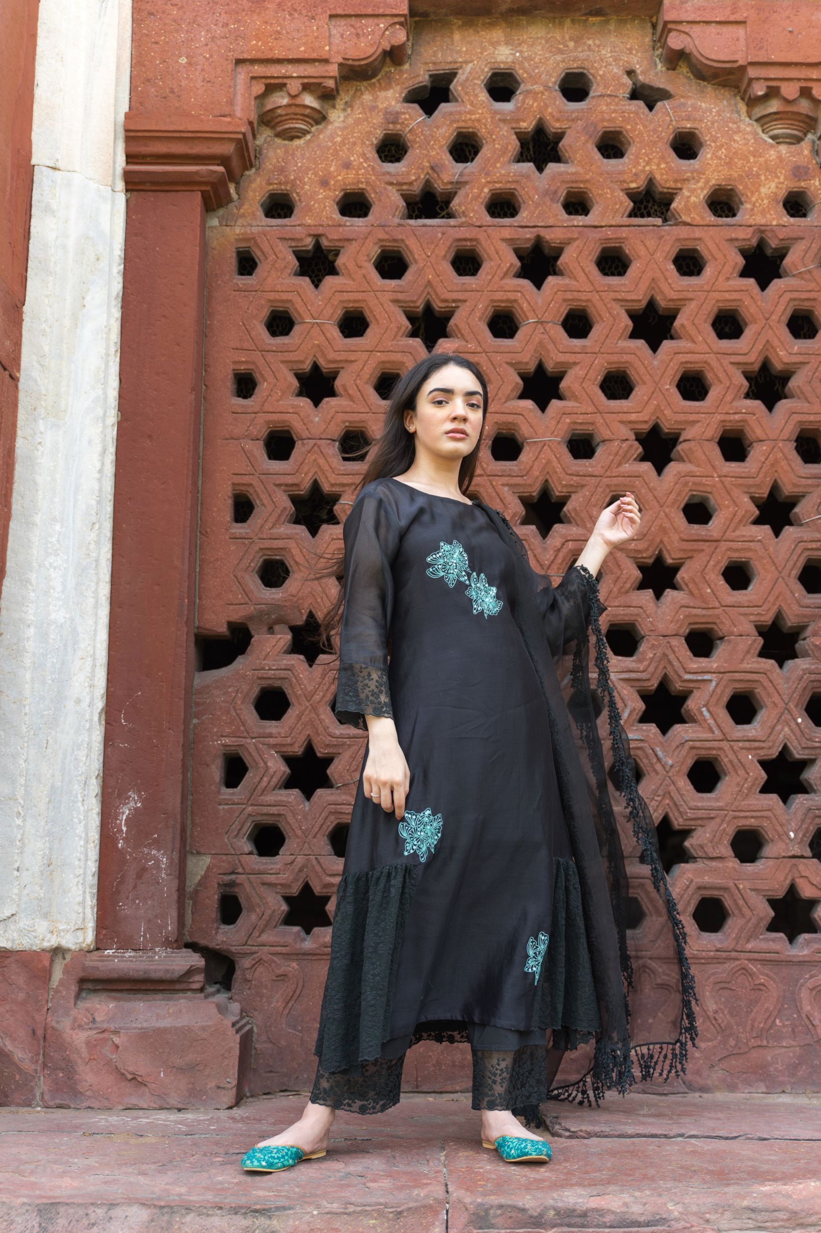 CLASSIC BLACK ENSEMBLE-SET OF 3 Naaz By Noor 