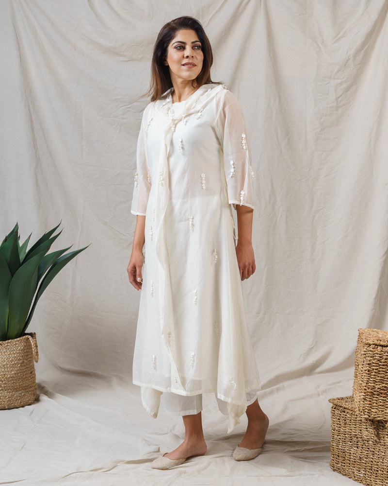 Cosmos White ensemble ( without dupatta ) - Naaz By Noor
