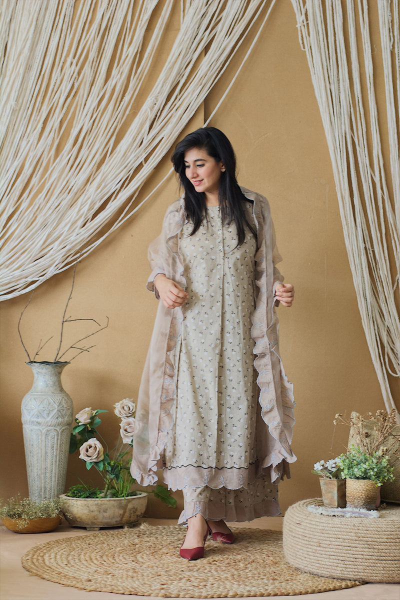 CAPPUCCINO ROSE KURTA WITH PRINTED PANTS AND DUPATTA - Naaz By Noor