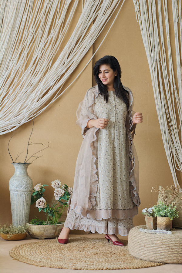 CAPPUCCINO ROSE KURTA WITH PRINTED PANTS AND DUPATTA - Naaz By Noor