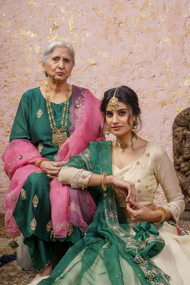 Emerald Green Kurta Set With Fuchsia Dupatta - Naaz By Noor