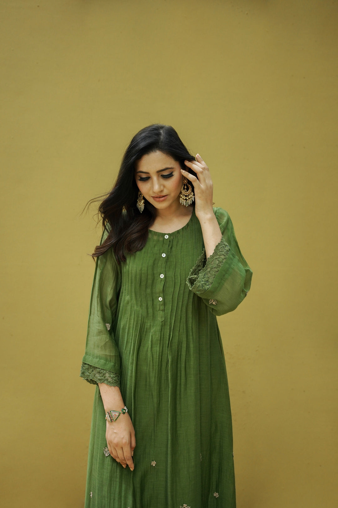 goonj( basil green)-set of 2- kurta with pant Naaz By Noor 