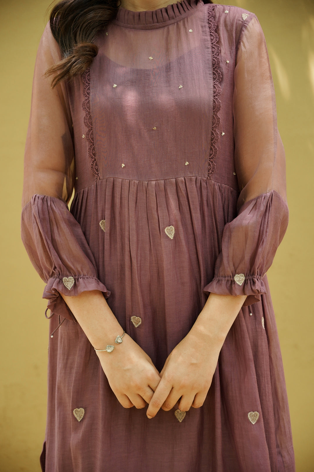 goonj( mauve)- set of 2- kurta with pant Naaz By Noor 